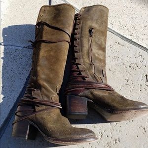 FreeBird Coal Olive Suede in size 7